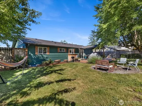 11924 SE 169th Place Renton WA 98058