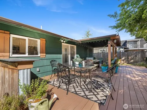 11924 SE 169th Place Renton WA 98058