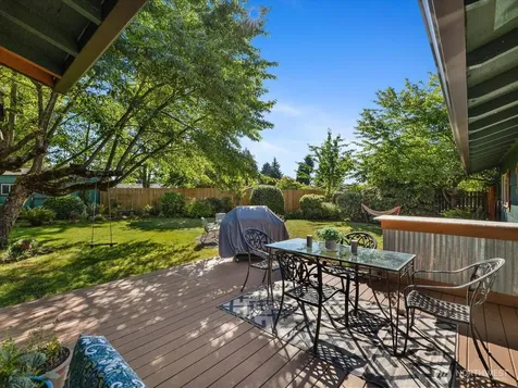 11924 SE 169th Place Renton WA 98058