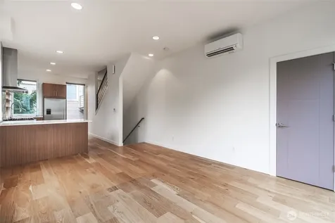 612 N 45th Street Seattle WA 98103