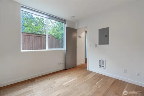 612 N 45th Street Seattle WA 98103
