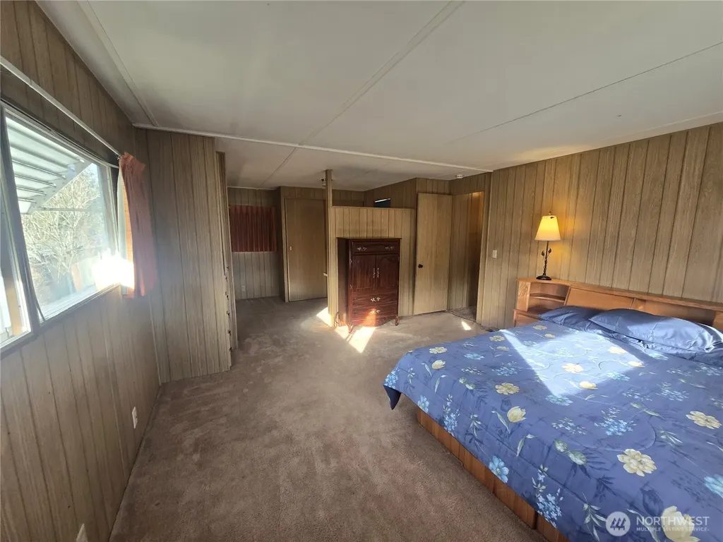 2302 R Street SE Auburn WA 98022