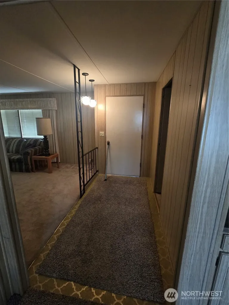 2302 R Street SE Auburn WA 98022