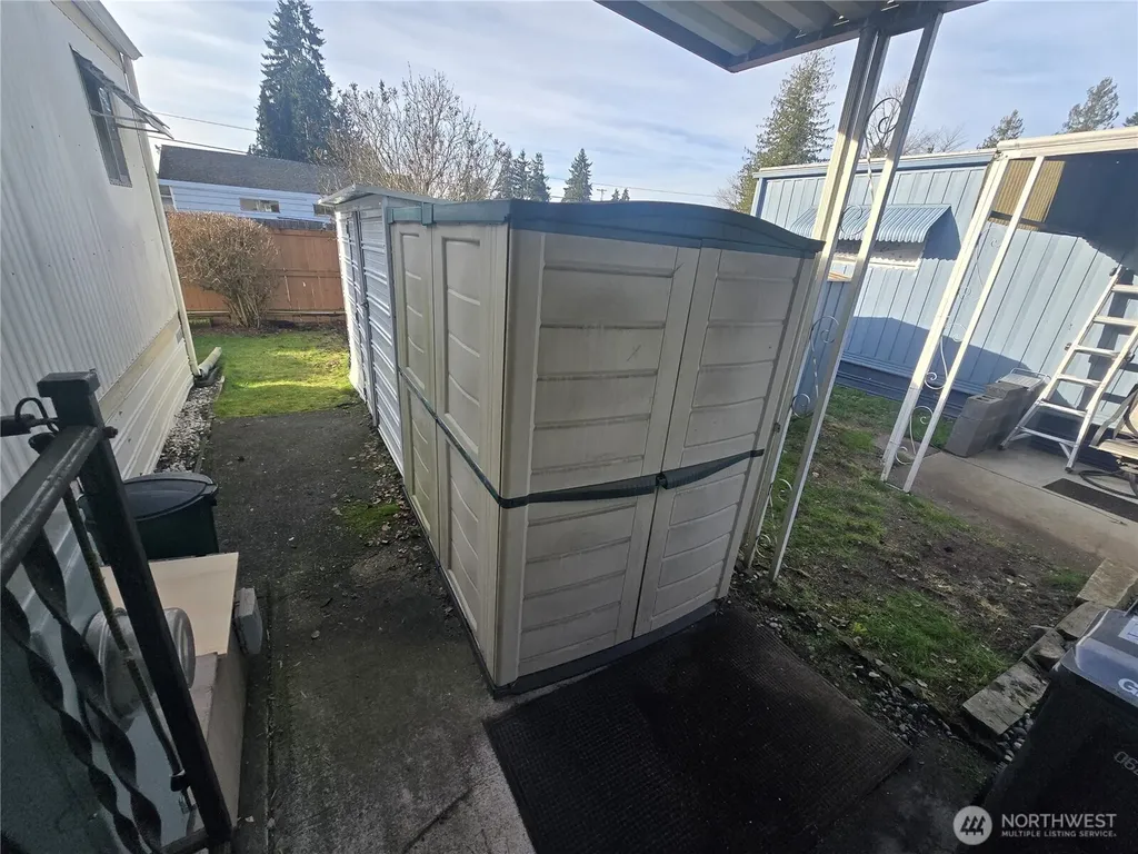 2302 R Street SE Auburn WA 98022