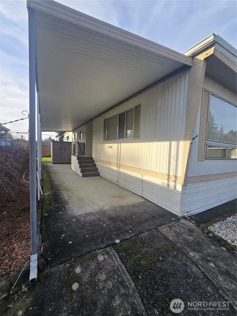 2302 R Street SE Auburn WA 98022