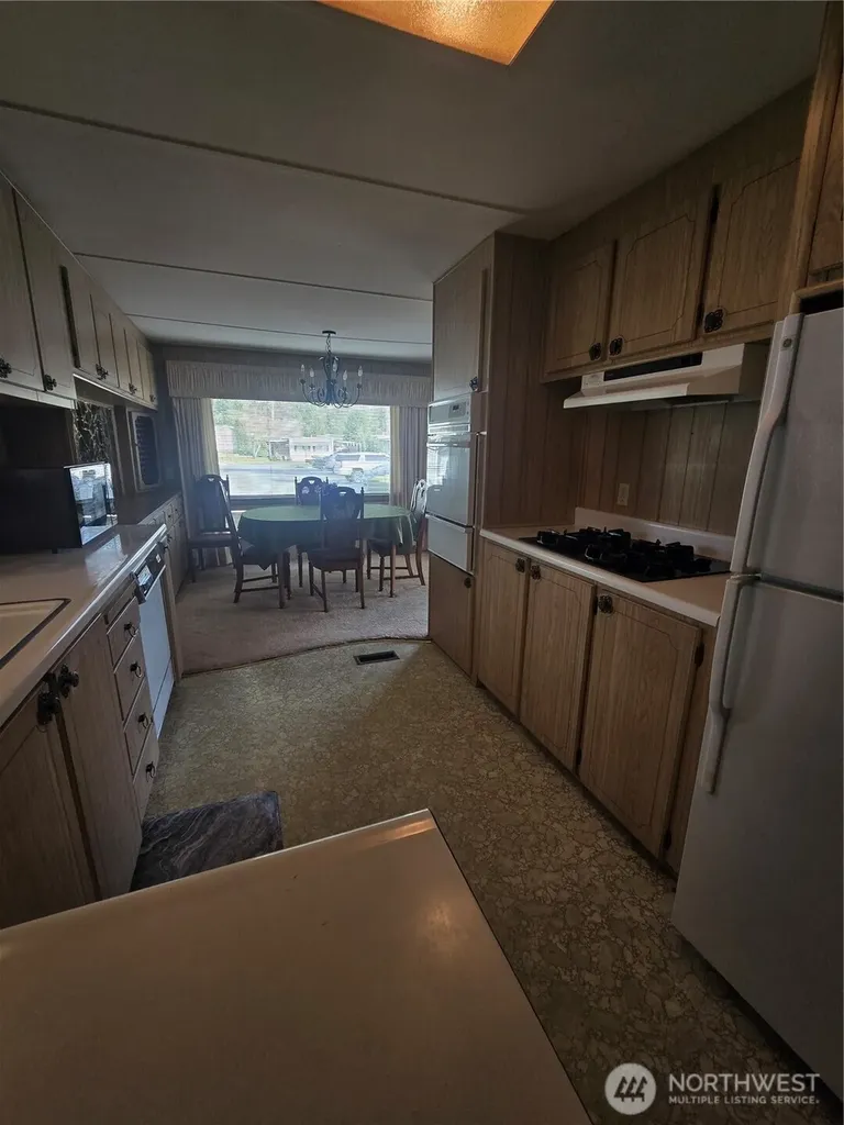 2302 R Street SE Auburn WA 98022