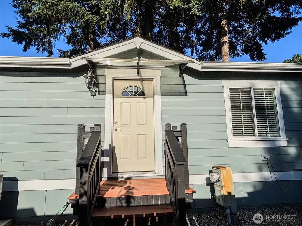 4248 SE A Street Auburn WA 98002
