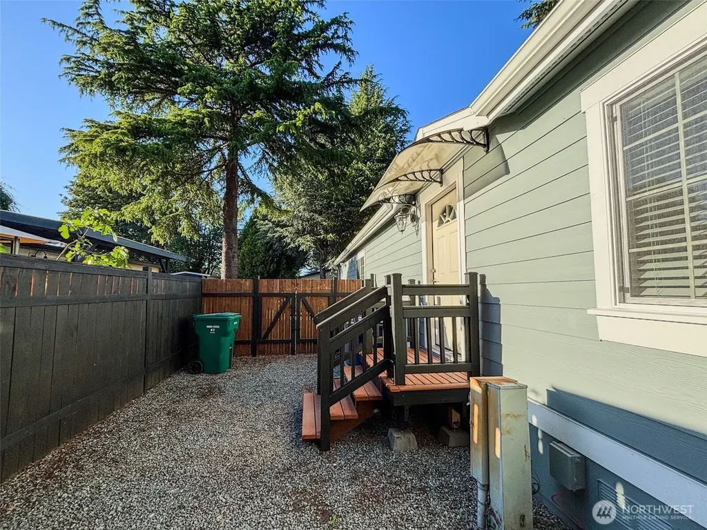 4248 SE A Street Auburn WA 98002