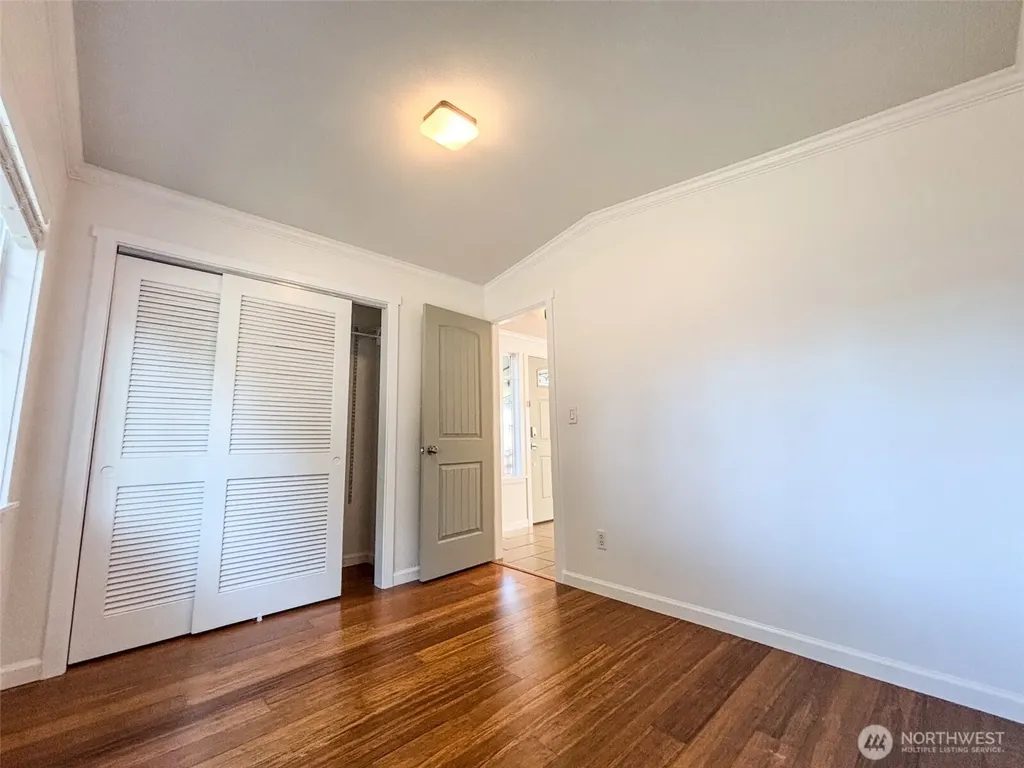 4248 SE A Street Auburn WA 98002