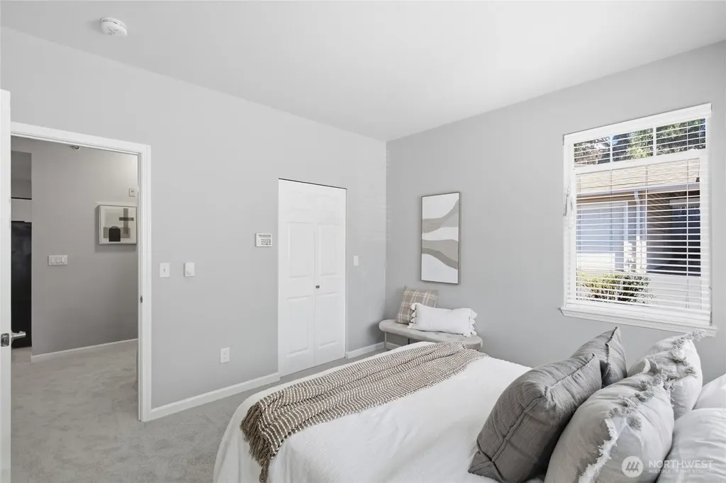 15300 112th Ave NE Bothell WA 98011