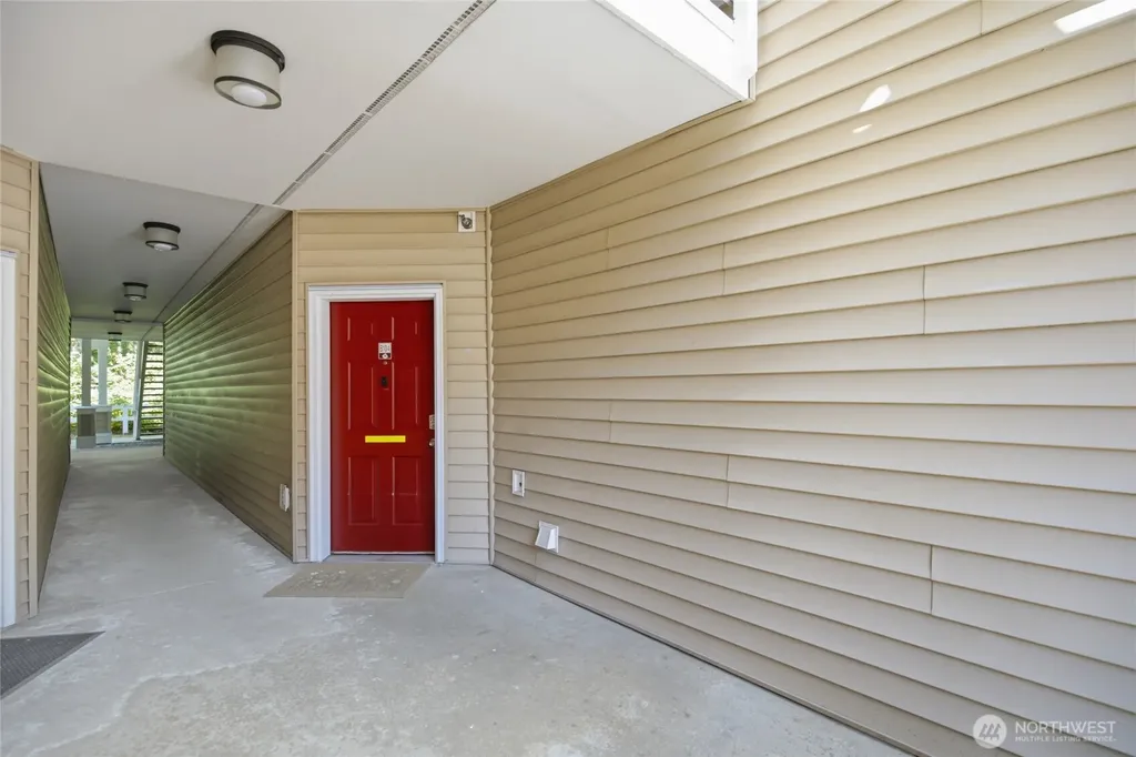 15300 112th Ave NE Bothell WA 98011