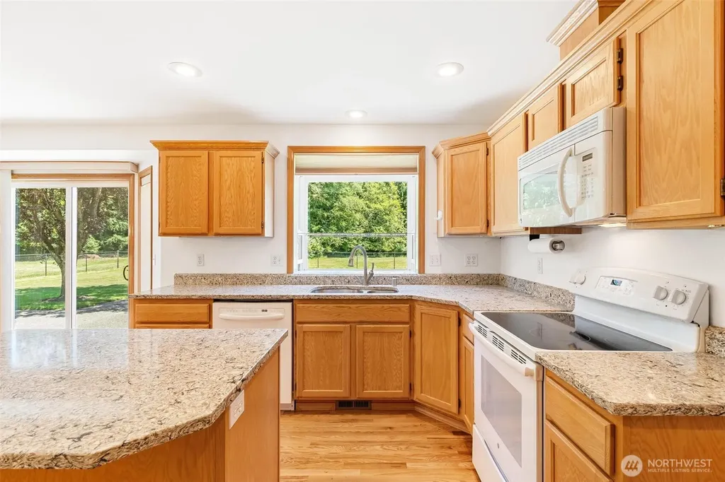 23215 37th Avenue NE Arlington WA 98223