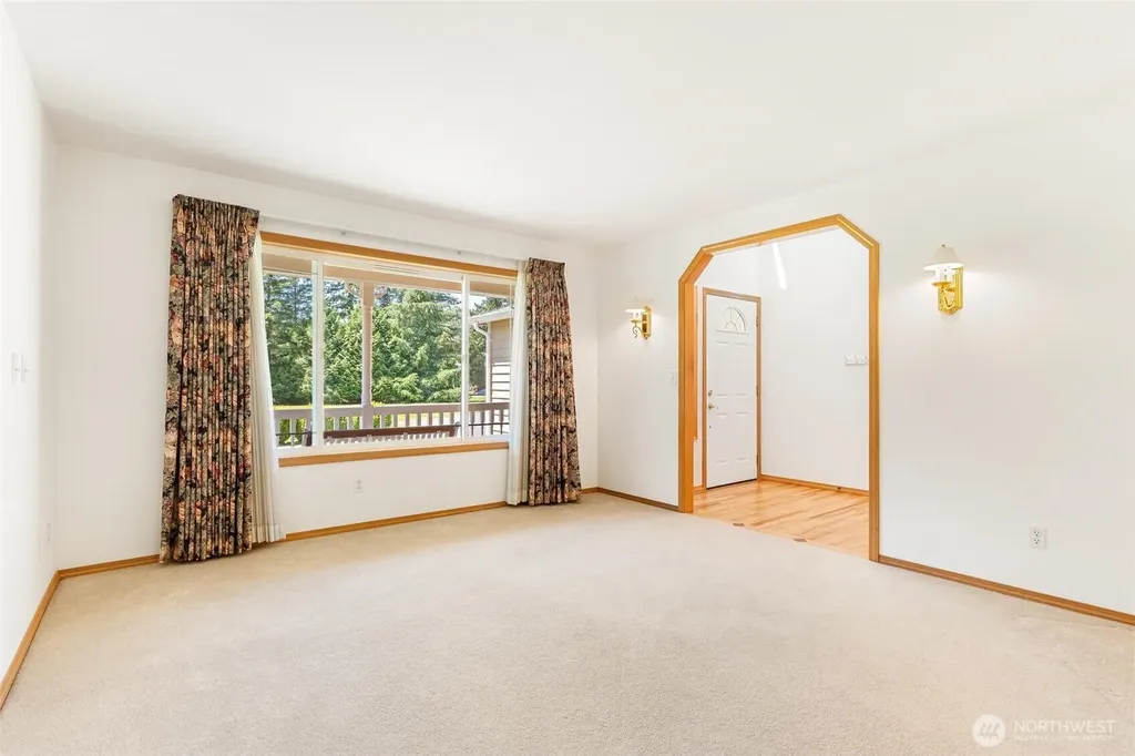 23215 37th Avenue NE Arlington WA 98223