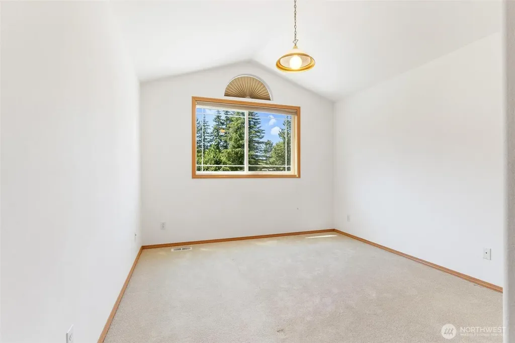 23215 37th Avenue NE Arlington WA 98223