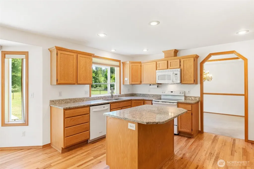 23215 37th Avenue NE Arlington WA 98223