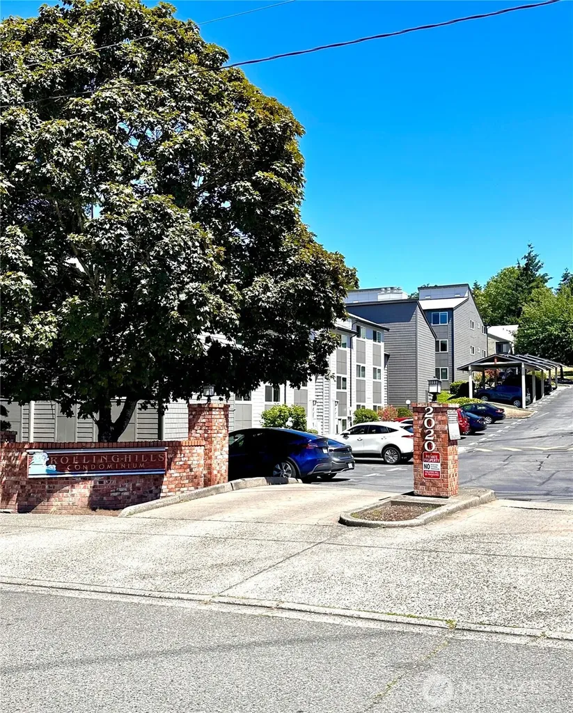2020 Grant Avenue S Renton WA 98055
