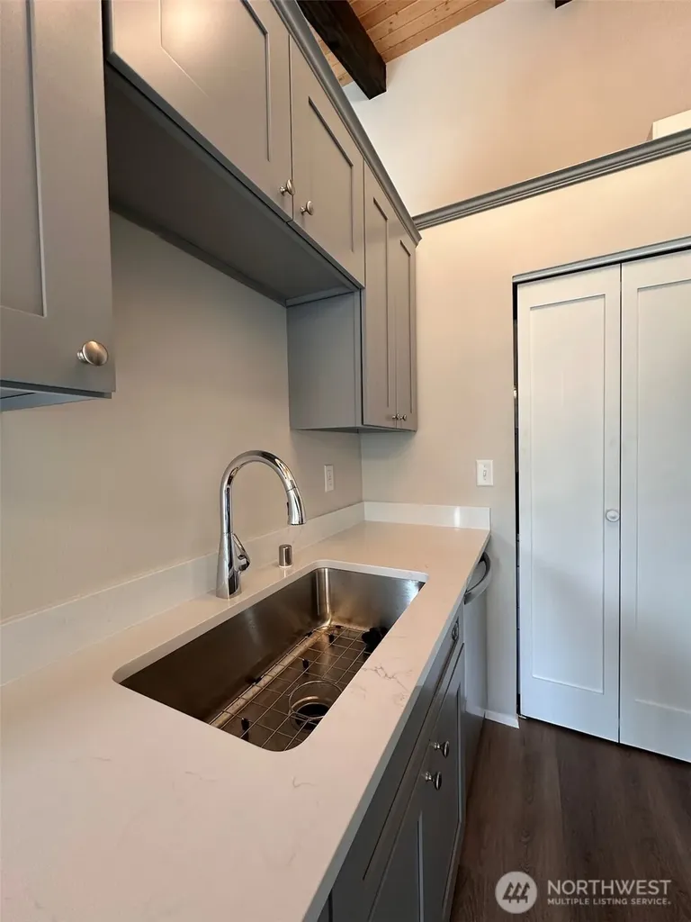 2020 Grant Avenue S Renton WA 98055