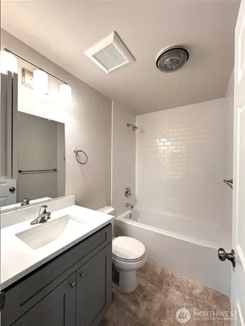 2020 Grant Avenue S Renton WA 98055