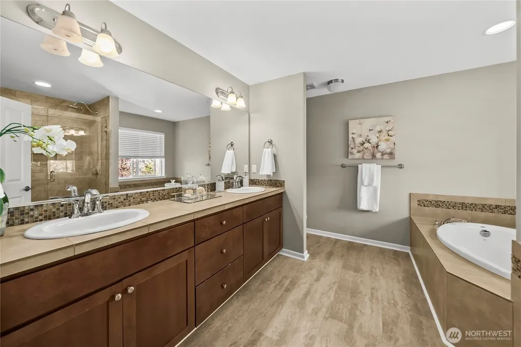 18428 Village Parkway E Bonney Lake WA 98391