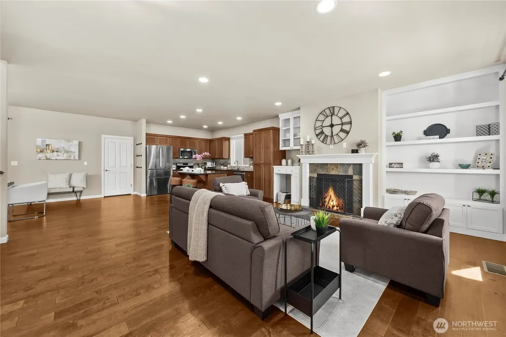 18428 Village Parkway E Bonney Lake WA 98391