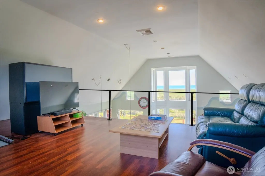 1004 267th Lane Ocean Park WA 98640