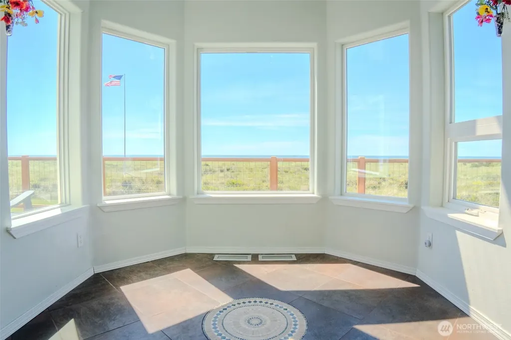1004 267th Lane Ocean Park WA 98640