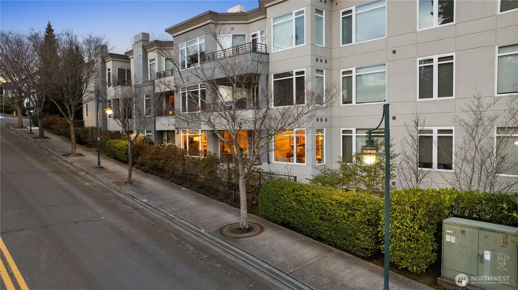 225 4th Avenue Kirkland WA 98033
