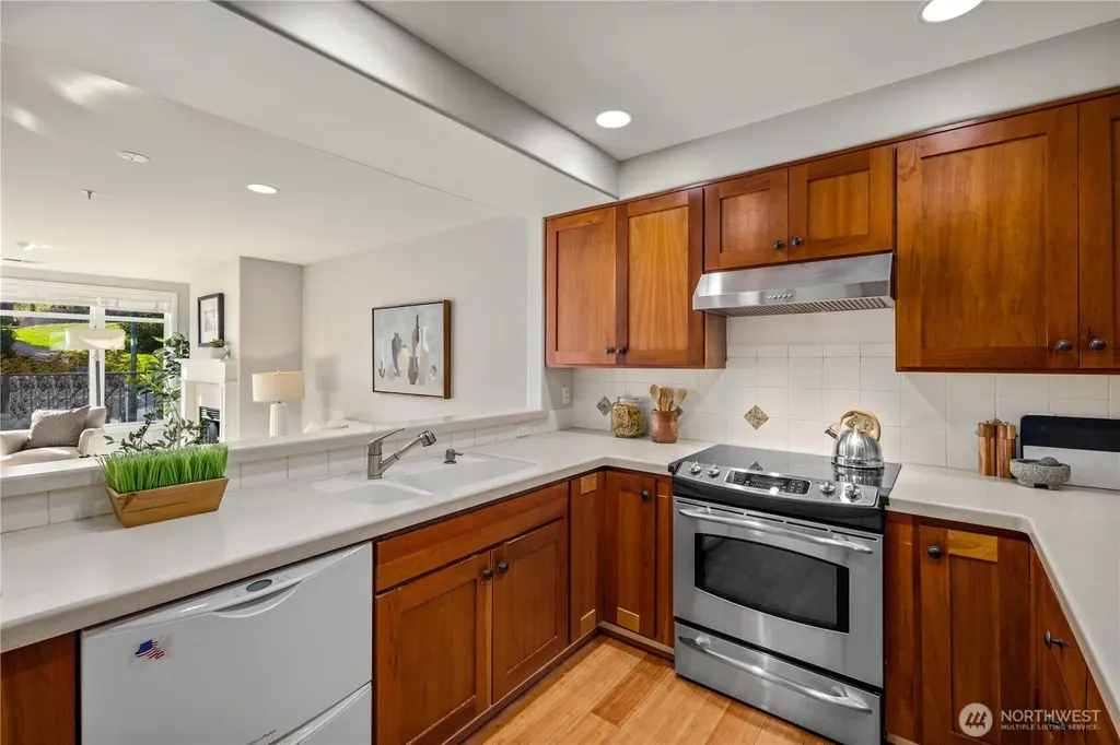 225 4th Avenue Kirkland WA 98033
