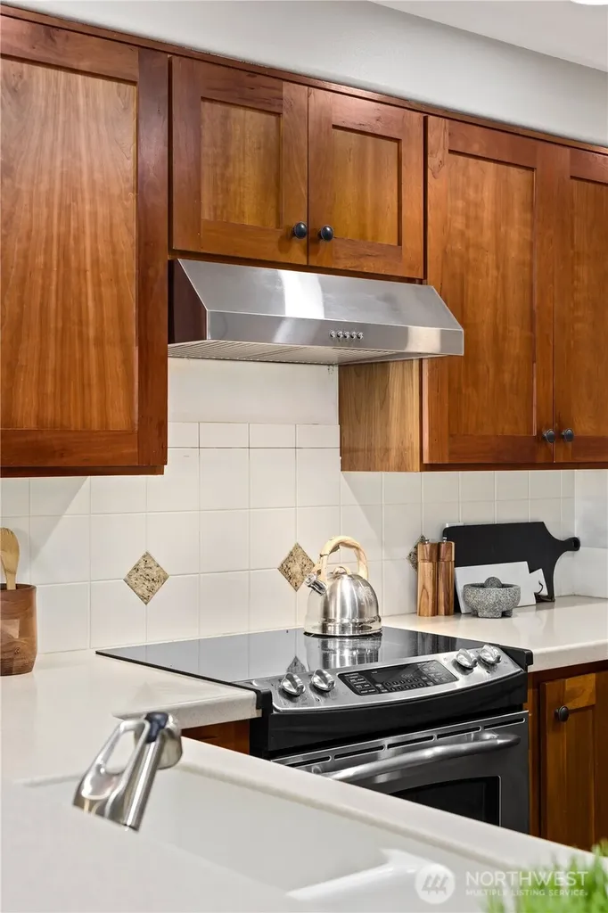 225 4th Avenue Kirkland WA 98033