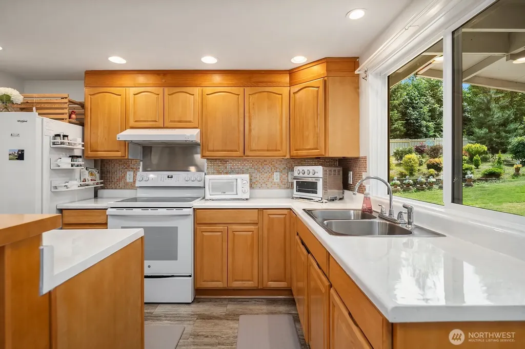12415 NE 112th Street Kirkland WA 98033