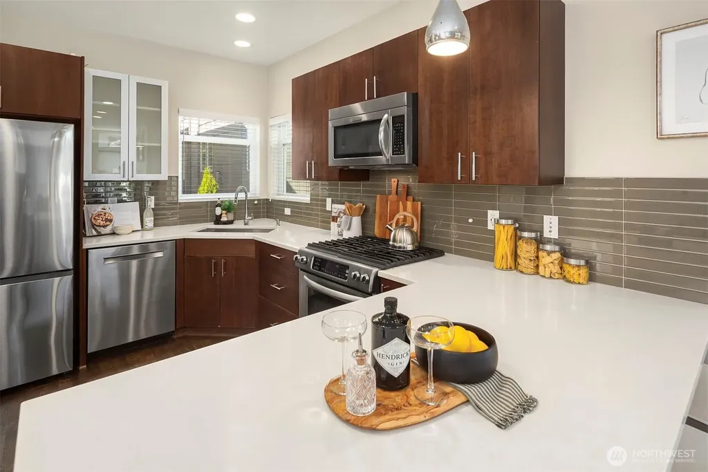 1741 NW 60th Street Seattle WA 98107