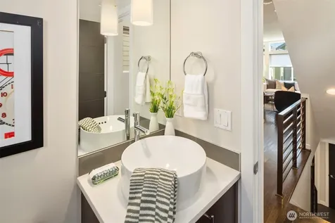 1741 NW 60th Street Seattle WA 98107
