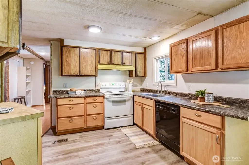 22202 SE 331st Street Auburn WA 98092