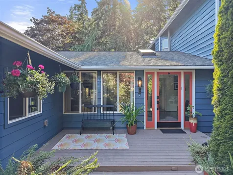27117 41st Place S Kent WA 98032