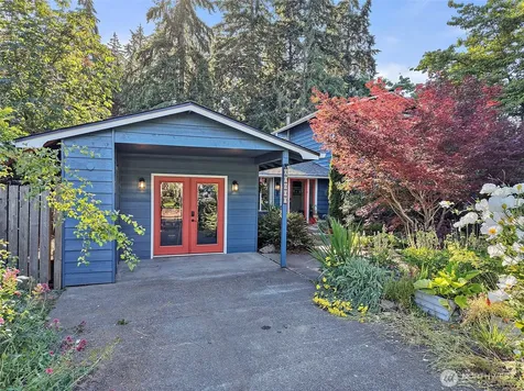 27117 41st Place S Kent WA 98032