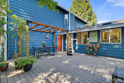 27117 41st Place S Kent WA 98032