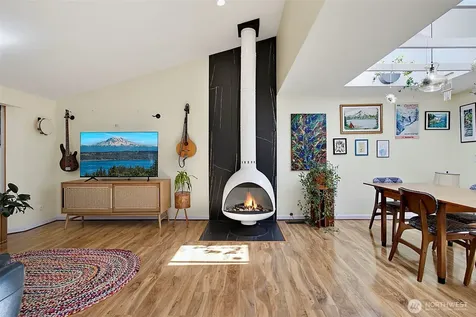 27117 41st Place S Kent WA 98032