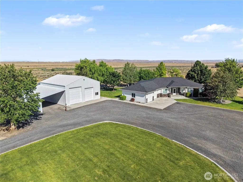 2328 Rd 10.2 NE Moses Lake WA 98837