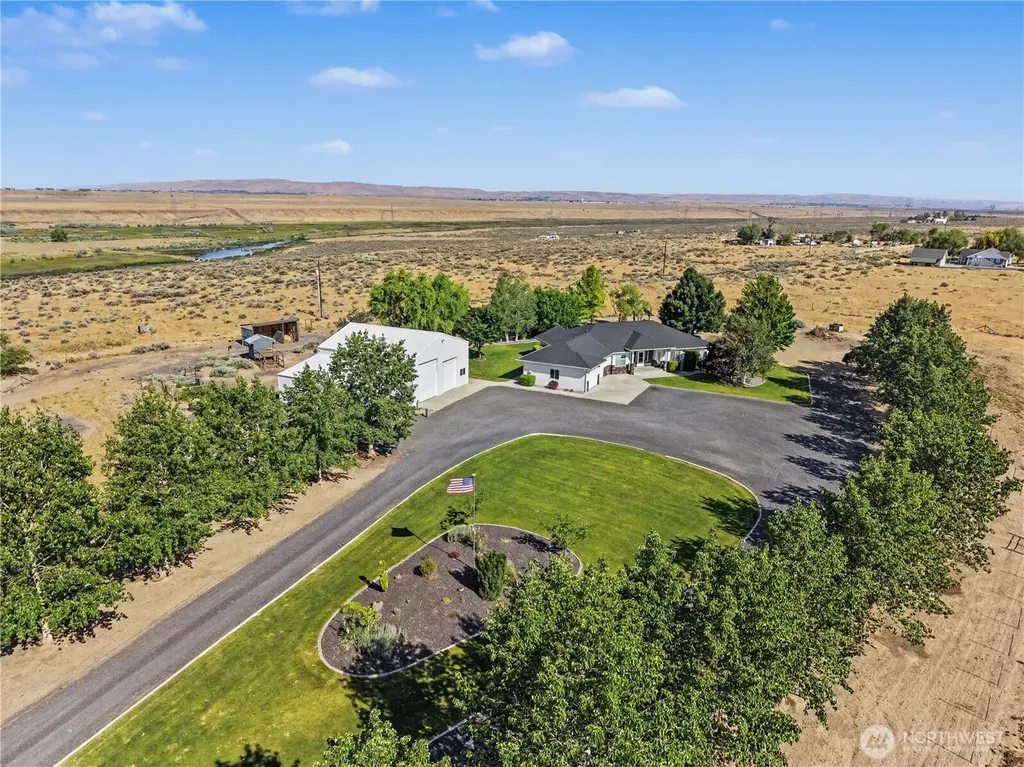 2328 Rd 10.2 NE Moses Lake WA 98837
