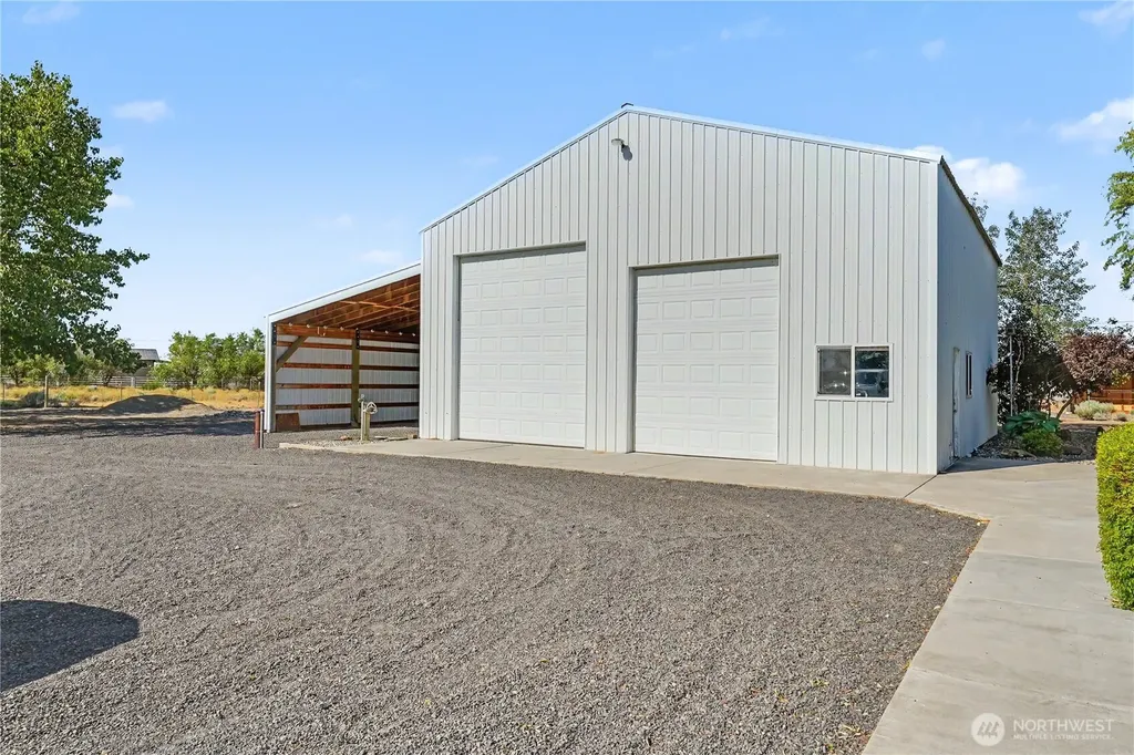 2328 Rd 10.2 NE Moses Lake WA 98837