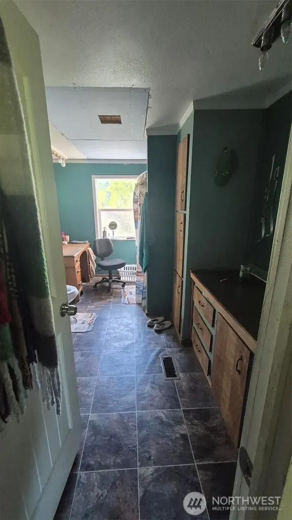 135 Frost Creek Road Glenoma WA 98336