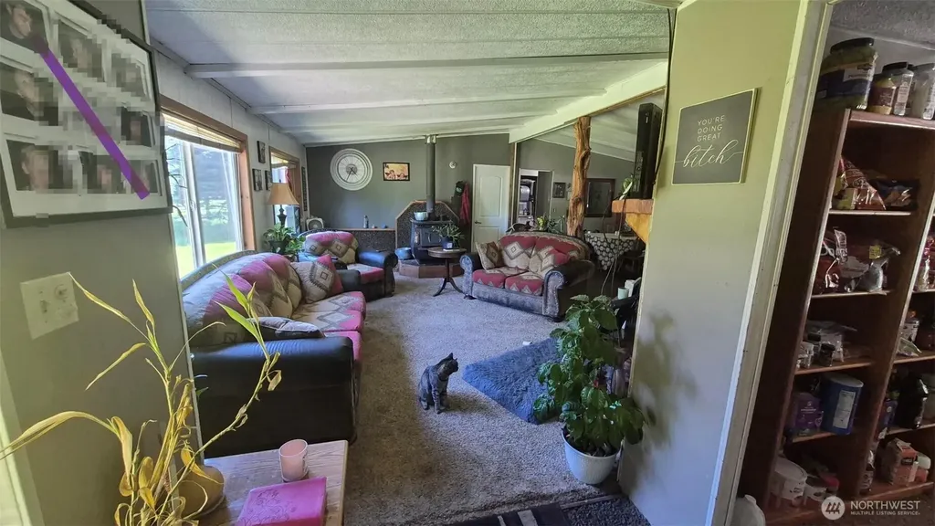 135 Frost Creek Road Glenoma WA 98336