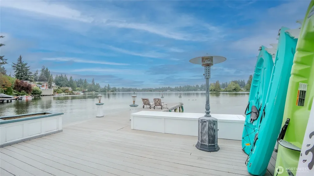 10007 Lake Steilacoom Drive SW Lakewood WA 98498