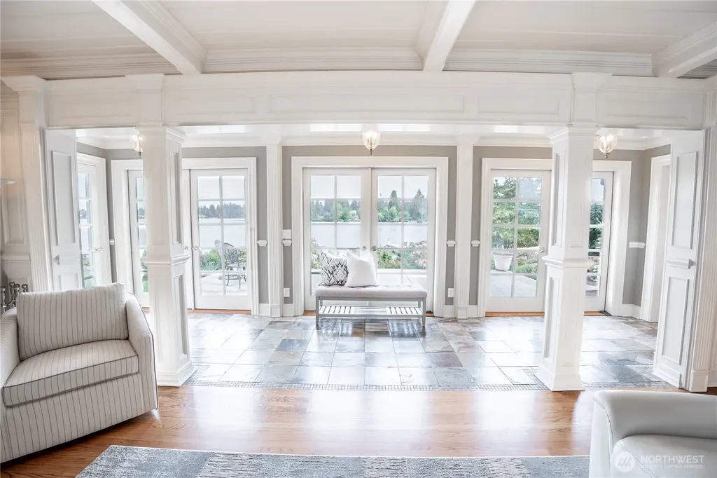 10007 Lake Steilacoom Drive SW Lakewood WA 98498