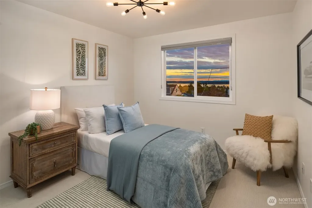 5625 35th Avenue SW Seattle WA 98126