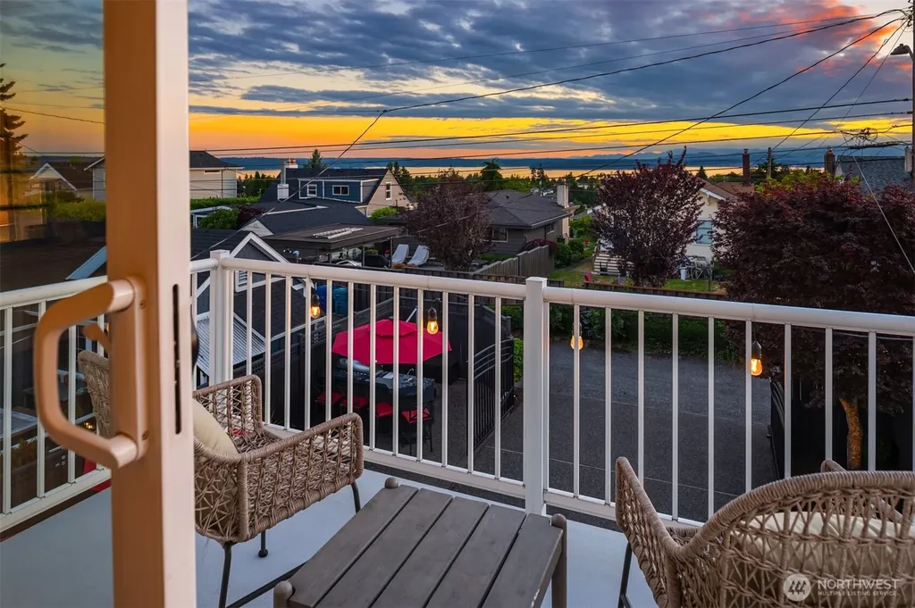 5625 35th Avenue SW Seattle WA 98126