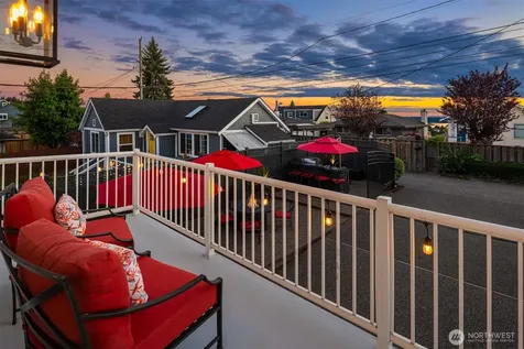 5625 35th Avenue SW Seattle WA 98126