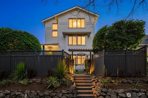5625 35th Avenue SW Seattle WA 98126