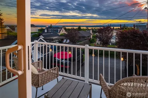 5625 35th Avenue SW Seattle WA 98126