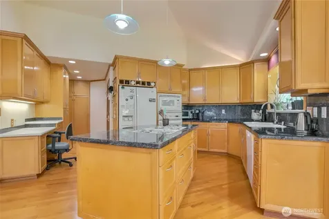 116 143rd Street SW Lynnwood WA 98087